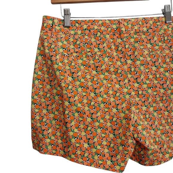 Lands End Women's Size 10 Chino Vibrant Orange Yellow Fruit Print Causal Shorts - Picture 9 of 10